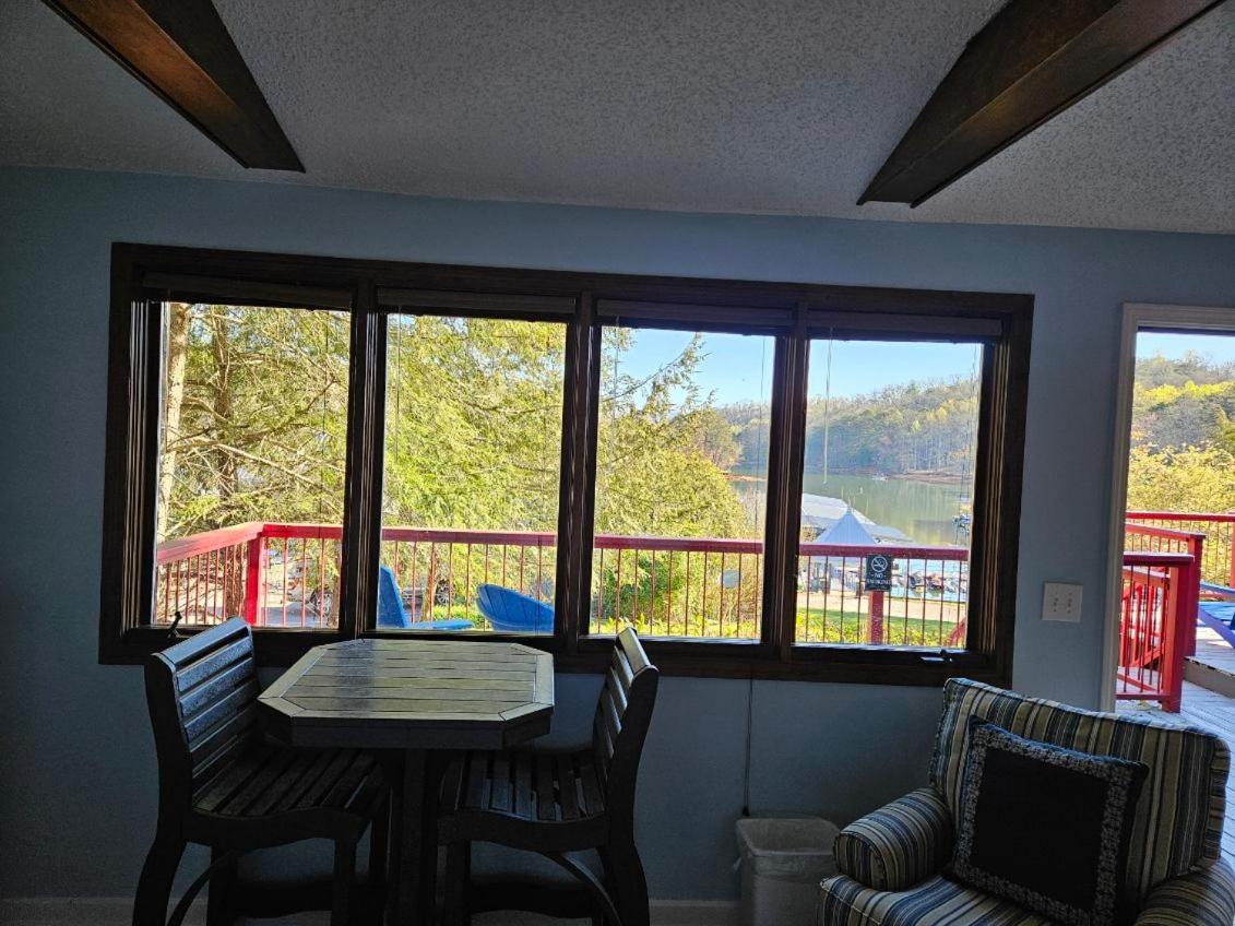 Boundary Waters Resort & Marina Hiawassee Buitenkant foto